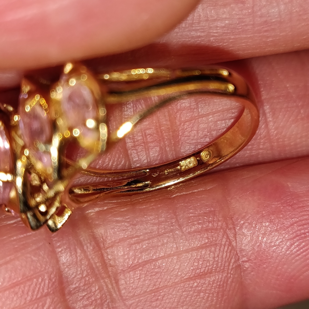 10k solid gold ring - Picture 7 of 7